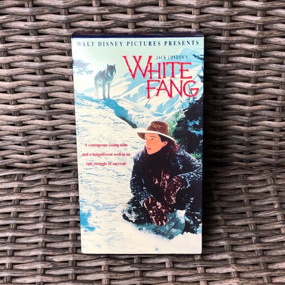 White Fang (VHS, 1991) VHS Cassette VCR Tape Ethan Hawk - Picture 6 of 10